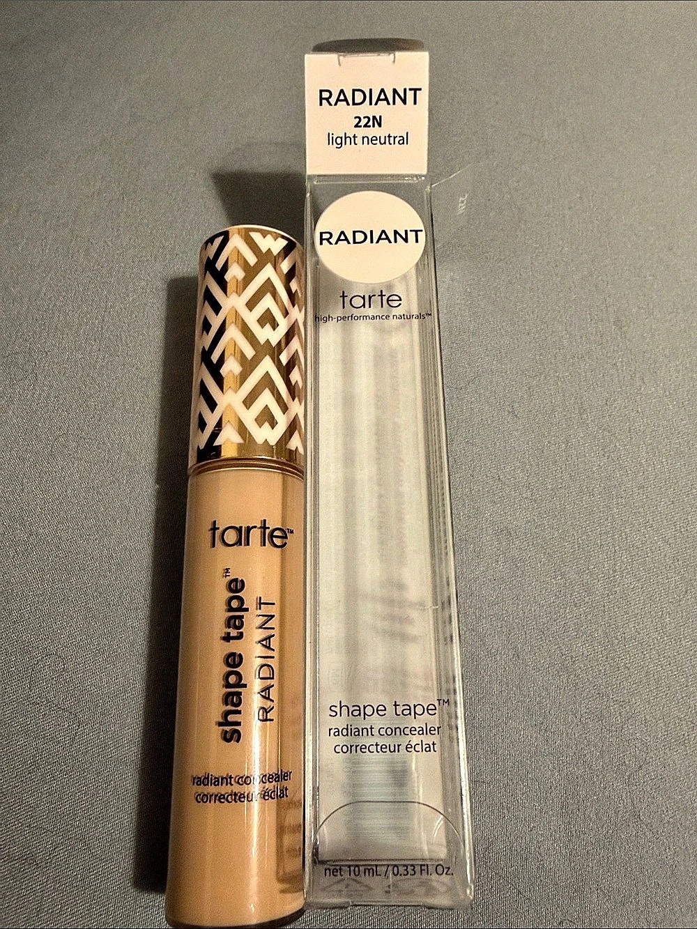 Tarte shape tape radiant
22N Light Neutral
275 Light-Medium Sand
NWT A FEW IN
